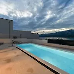 Luxusvilla Christian direkt am Meer mit Pool