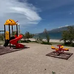 Luxusvilla Christian direkt am Meer mit Pool Villa