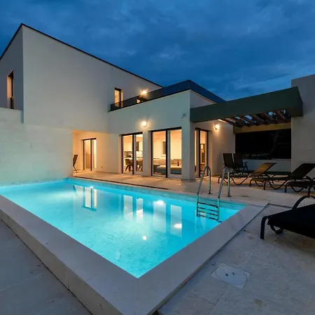 Christian Direkt Am וילה