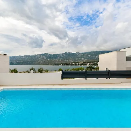 Villa Christian Direkt Am Mit Pool