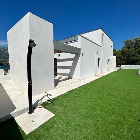Villa Christian Direkt Am Mit Pool Rovanjska
