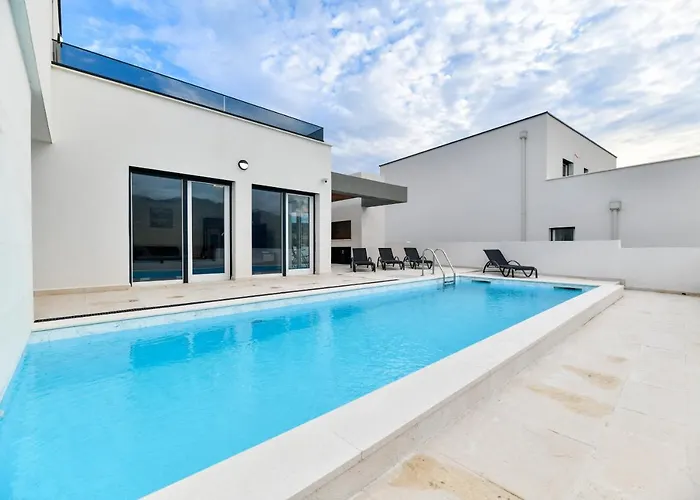 Christian Direkt Am Vila Rovanjska