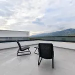 Luxusvilla Christian direkt am Meer mit Pool