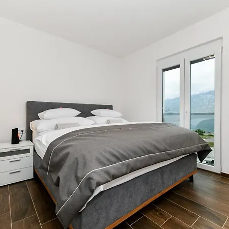 Christian Direkt Am Rovanjska